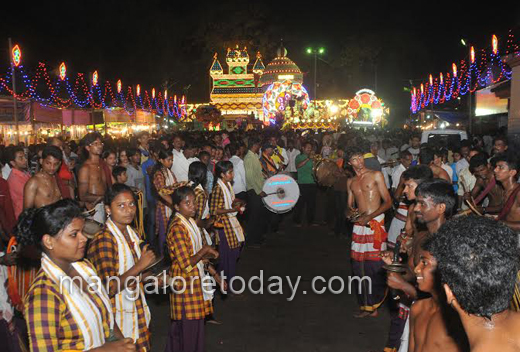 Mangaladevi Dasara 4